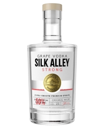 картинка Водка Silk Alley Strong Grape Vodka 50% (0,5L)